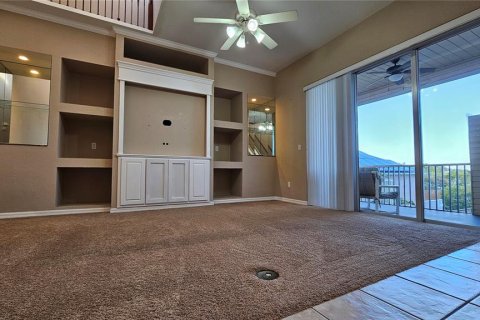 House in Apollo Beach, Florida 3 bedrooms, 208.57 sq.m. № 2227742 - photo 19