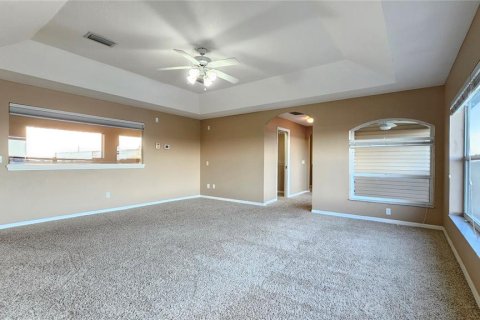 House in Apollo Beach, Florida 3 bedrooms, 208.57 sq.m. № 2227742 - photo 5