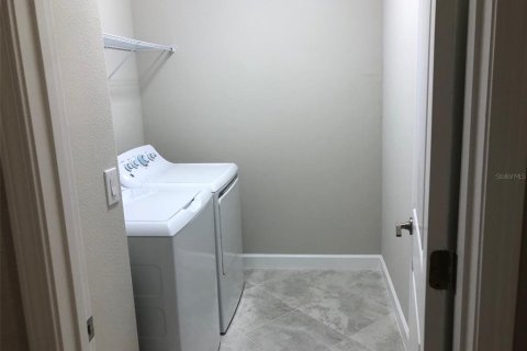 Adosado en alquiler en Tampa, Florida, 3 dormitorios, 165.37 m2 № 2095377 - foto 14
