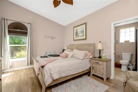Villa ou maison à vendre à New Port Richey, Floride: 3 chambres, 149.2 m2 № 2323138 - photo 20