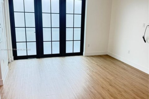 Condominio en alquiler en Davie, Florida, 1 dormitorio, 58.9 m2 № 1947649 - foto 3