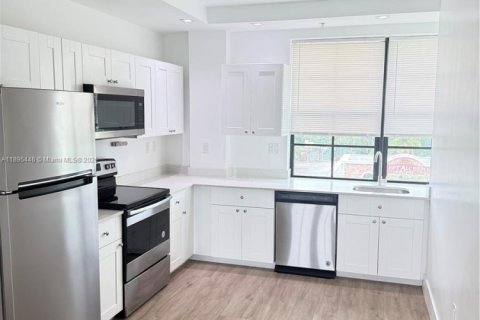 Condominio en alquiler en Davie, Florida, 1 dormitorio, 58.9 m2 № 1947649 - foto 4