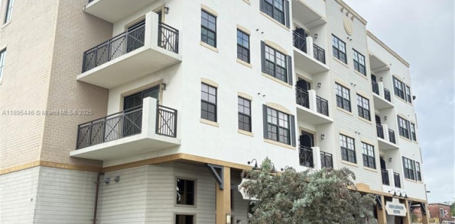 Condominio en Davie, Florida, 1 dormitorio  № 1947649