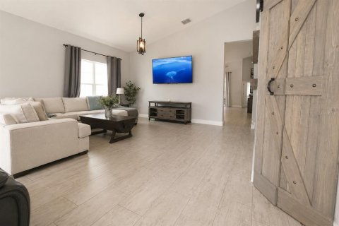 Villa ou maison à vendre à Saint Cloud, Floride: 4 chambres, 191.75 m2 № 2224764 - photo 6