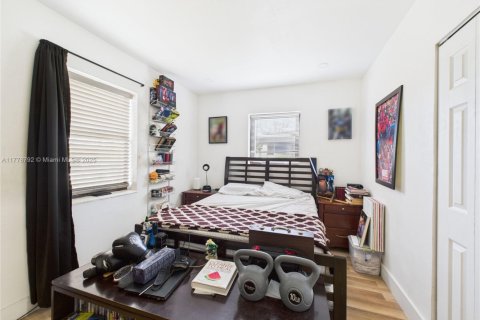House in Fort Lauderdale, Florida 3 bedrooms, 91.42 sq.m. № 1865505 - photo 15