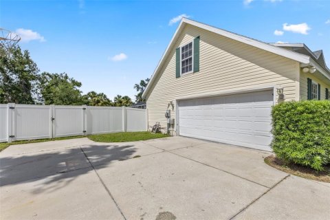 House in Bradenton, Florida 4 bedrooms, 248.14 sq.m. № 1835754 - photo 24