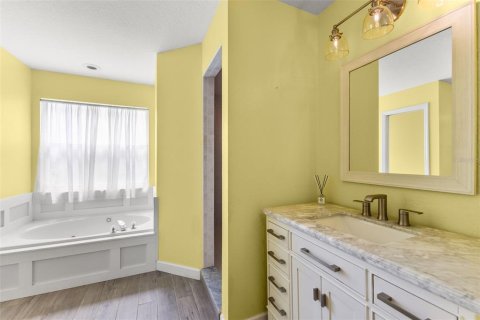 House in Bradenton, Florida 4 bedrooms, 248.14 sq.m. № 1835754 - photo 7