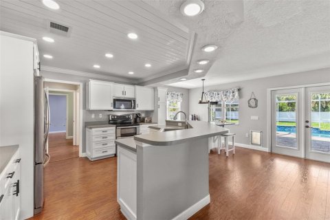 House in Bradenton, Florida 4 bedrooms, 248.14 sq.m. № 1835754 - photo 4