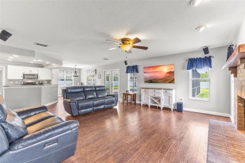 House in Bradenton, Florida 4 bedrooms, 248.14 sq.m. № 1835754 - photo 5