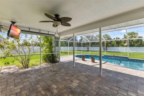 House in Bradenton, Florida 4 bedrooms, 248.14 sq.m. № 1835754 - photo 18