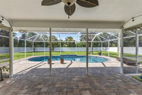 House in Bradenton, Florida 4 bedrooms, 248.14 sq.m. № 1835754 - photo 19