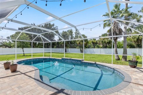 House in Bradenton, Florida 4 bedrooms, 248.14 sq.m. № 1835754 - photo 2