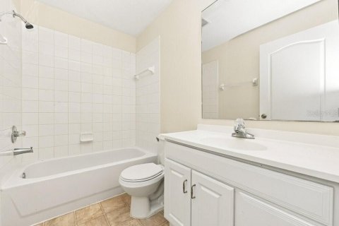 Villa ou maison à louer à Apollo Beach, Floride: 3 chambres, 122.72 m2 № 2408093 - photo 14