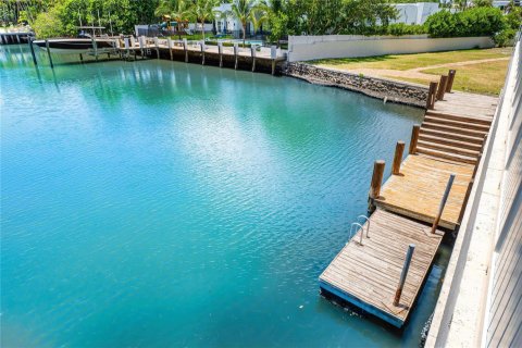Condo in Fort Lauderdale, Florida, 1 bedroom  № 2081898 - photo 18