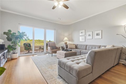 Copropriété à vendre à Saint Petersburg, Floride: 3 chambres, 203.18 m2 № 2135184 - photo 13