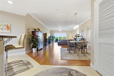 Copropriété à vendre à Saint Petersburg, Floride: 3 chambres, 203.18 m2 № 2135184 - photo 11