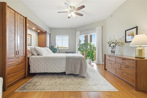 Copropriété à vendre à Saint Petersburg, Floride: 3 chambres, 203.18 m2 № 2135184 - photo 25