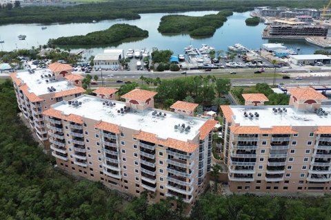 Copropriété à vendre à Saint Petersburg, Floride: 3 chambres, 203.18 m2 № 2135184 - photo 2