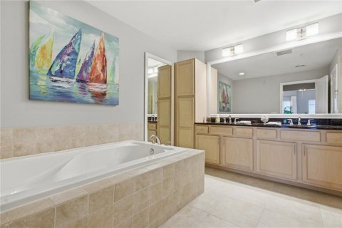 Copropriété à vendre à Saint Petersburg, Floride: 3 chambres, 203.18 m2 № 2135184 - photo 29