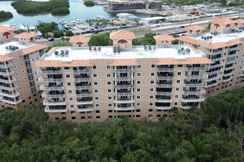 Copropriété à vendre à Saint Petersburg, Floride: 3 chambres, 203.18 m2 № 2135184 - photo 3