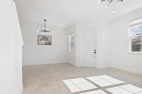 House in Ocala, Florida 3 bedrooms, 144.09 sq.m. № 2234673 - photo 4