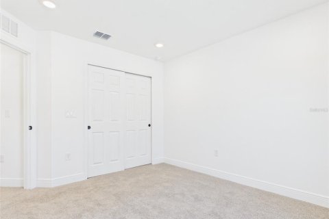 House in Ocala, Florida 3 bedrooms, 144.09 sq.m. № 2234673 - photo 24