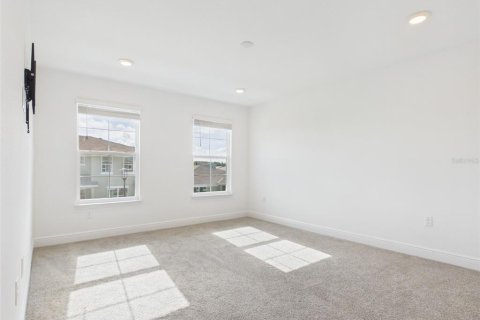 House in Ocala, Florida 3 bedrooms, 144.09 sq.m. № 2234673 - photo 15