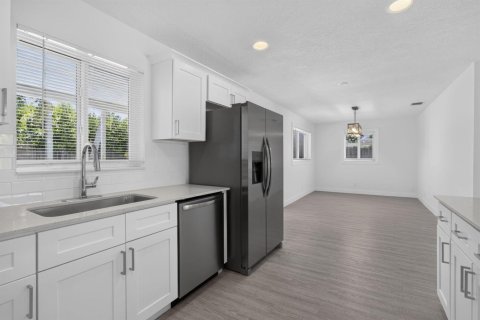 Casa en venta en Palm Beach Gardens, Florida, 3 dormitorios, 145.95 m2 № 2190379 - foto 13