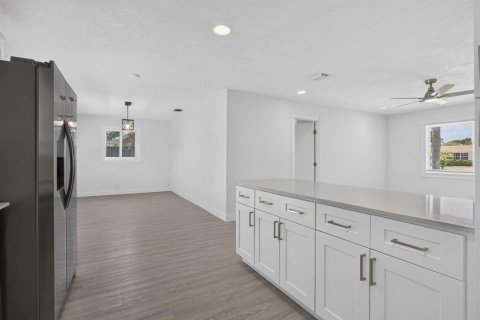 Casa en venta en Palm Beach Gardens, Florida, 3 dormitorios, 145.95 m2 № 2190379 - foto 12