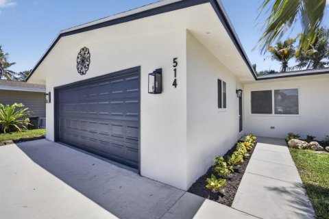 Casa en venta en Palm Beach Gardens, Florida, 3 dormitorios, 145.95 m2 № 2190379 - foto 3