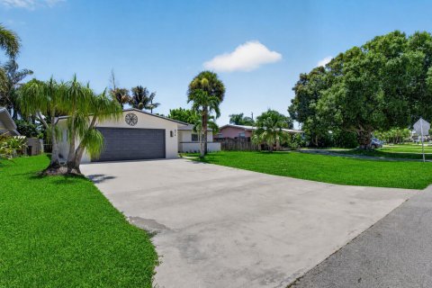 Casa en venta en Palm Beach Gardens, Florida, 3 dormitorios, 145.95 m2 № 2190379 - foto 2