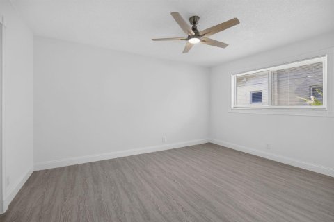 Casa en venta en Palm Beach Gardens, Florida, 3 dormitorios, 145.95 m2 № 2190379 - foto 25