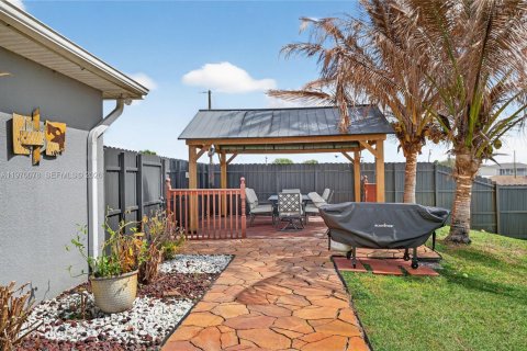 Villa ou maison à vendre à LaBelle, Floride: 3 chambres, 139.54 m2 № 2040915 - photo 3