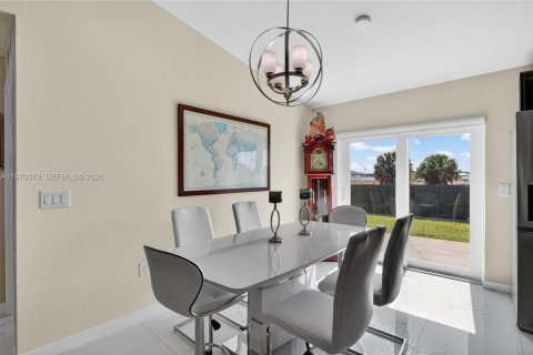 Villa ou maison à vendre à LaBelle, Floride: 3 chambres, 139.54 m2 № 2040915 - photo 5