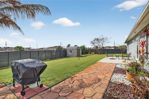 Villa ou maison à vendre à LaBelle, Floride: 3 chambres, 139.54 m2 № 2040915 - photo 20