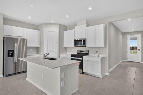 Casa en venta en Dade City, Florida, 3 dormitorios, 186.27 m2 № 2347498 - foto 5