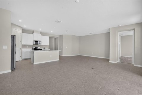Casa en venta en Dade City, Florida, 3 dormitorios, 186.27 m2 № 2347498 - foto 8