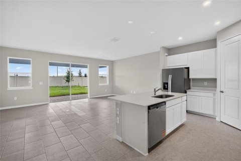 Casa en venta en Dade City, Florida, 3 dormitorios, 186.27 m2 № 2347498 - foto 10