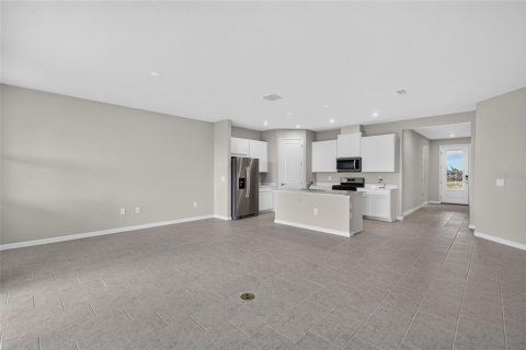 Casa en venta en Dade City, Florida, 3 dormitorios, 186.27 m2 № 2347498 - foto 11