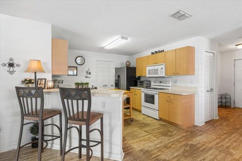 Villa ou maison à vendre à Saint Lucie, Floride: 2 chambres, 122.54 m2 № 1640872 - photo 13