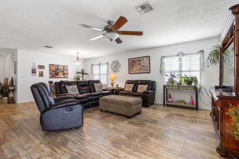 Villa ou maison à vendre à Saint Lucie, Floride: 2 chambres, 122.54 m2 № 1640872 - photo 9