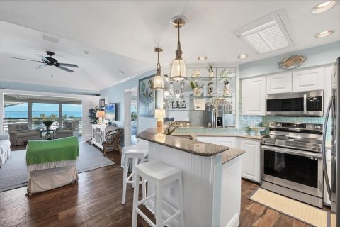 Copropriété à vendre à Boca Grande, Floride: 2 chambres, 113.9 m2 № 2431794 - photo 4