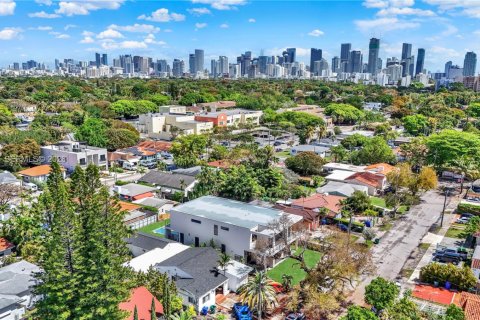 Купить виллу или дом в Майами, Флорида 4 спальни, 238.85м2, № 2069053 - фото 24