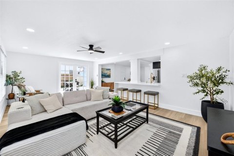 Villa ou maison à louer à Tampa, Floride: 3 chambres, 180.97 m2 № 2419112 - photo 20