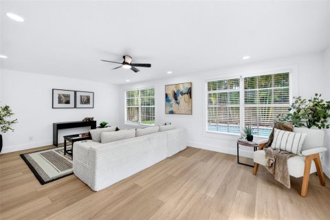 Villa ou maison à louer à Tampa, Floride: 3 chambres, 180.97 m2 № 2419112 - photo 23