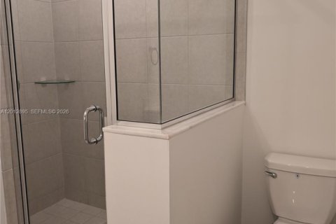 Adosado en alquiler en Pembroke Pines, Florida, 4 dormitorios, 175.4 m2 № 2076333 - foto 14