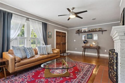 Casa en venta en Orlando, Florida, 4 dormitorios, 195.09 m2 № 2236214 - foto 6
