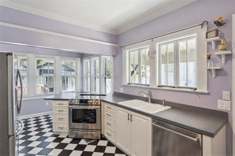 Casa en venta en Orlando, Florida, 4 dormitorios, 195.09 m2 № 2236214 - foto 16