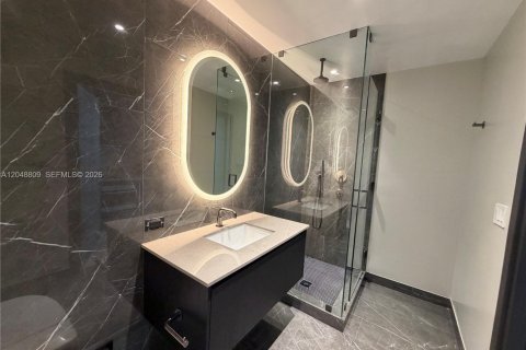Copropriété à vendre à Miami, Floride: 31.22 m2 № 2145883 - photo 4