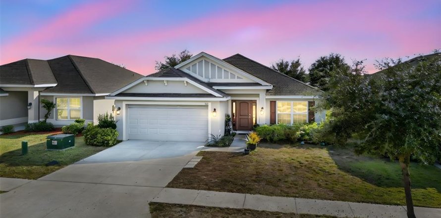Villa ou maison à Davenport, Floride 4 chambres, 209.68 m2 № 2215898